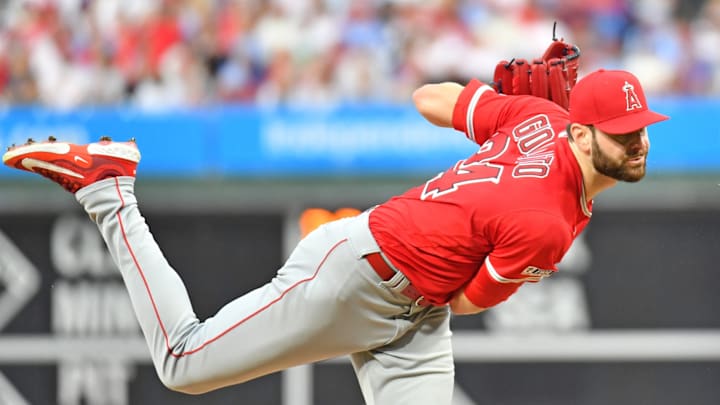 Long-Time Dodgers Starting Pitching Target Signs With AL East Squad