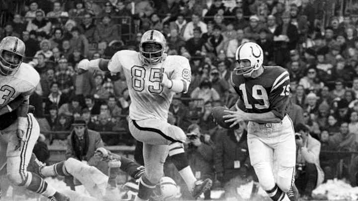 Colts Vs. Raiders Has a Storied History