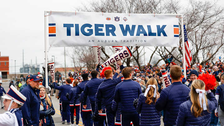 GALLERY: Photos from Tiger Walk before Auburn vs Maryland