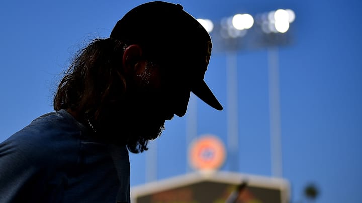 MLB Network Insider Believes Dodgers Could Use All-Star Closer to Shore Up Bullpen