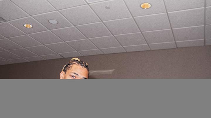 Adidas Gifts Sneakers to Washington Huskies for Sugar Bowl Adidas Gifts Sneakers to Washington Huskies for Sugar Bowl