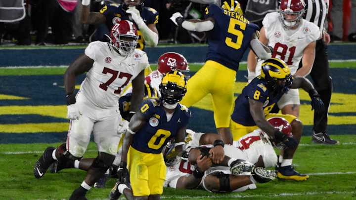 A Topless Tom Brady Had Such a Fired Up Reaction to Michigan’s Rose Bowl-Winning Play