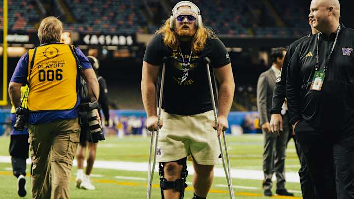 Landen Hatchett Joins Brother, Nearly Two-Dozen Huskies in Portal Landen Hatchett Joins Brother, Nearly Two-Dozen Huskies in Portal