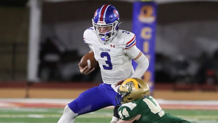 Notre Dame Checks In On Dynamic Quarterback Ryder Lyons