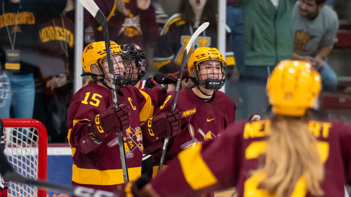 Gophers' Emma Kreisz, Ava Lindsay named to Rookie of the Year Watch List Gophers' Emma Kreisz, Ava Lindsay named to Rookie of the Year Watch List