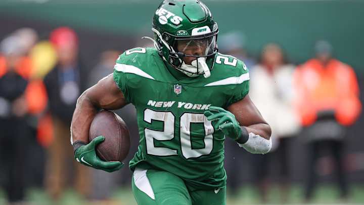 Jets’ Breece Hall Reacts to Pro Bowl Snub With Bold List of Goals for 2024 Season