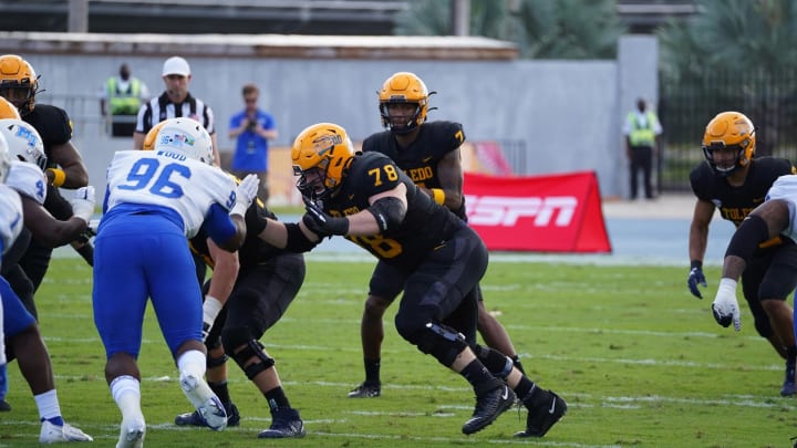 Jets' Signing: Little Known Lineman Takes Veteran's Practice Squad Spot