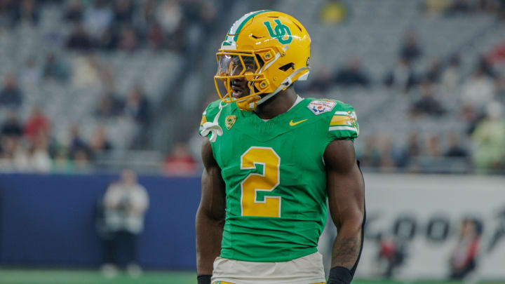 All-Pac-12 Linebacker Jeffrey Bassa Returning to Oregon in 2024