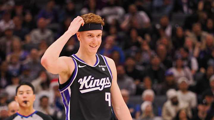 Report: Kings' Huerter, Barnes, Mitchell Made Available for Trade Report: Kings' Huerter, Barnes, Mitchell Made Available for Trade
