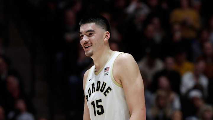 Illinois Coach Brad Underwood Says Purdue's Zach Edey Is Now Better Than Ever
