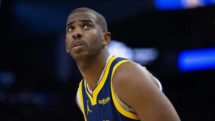 Warriors’ Chris Paul Suffers Broken Hand in Win Over Pistons Warriors’ Chris Paul Suffers Broken Hand in Win Over Pistons