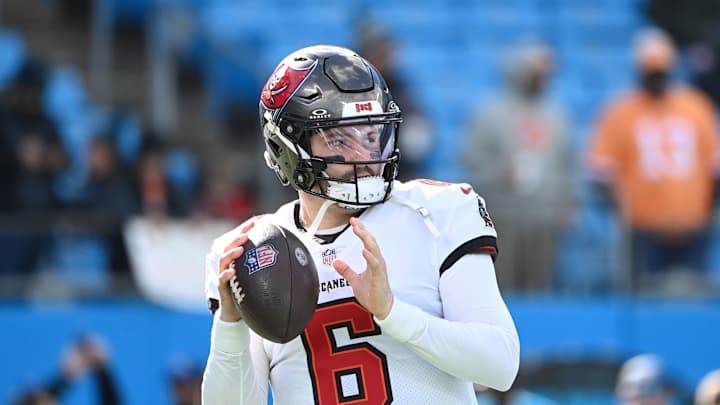 Buccaneers Defeat Panthers to Become NFC South Division Champions, Clinching Playoffs Buccaneers Defeat Panthers to Become NFC South Division Champions, Clinching Playoffs