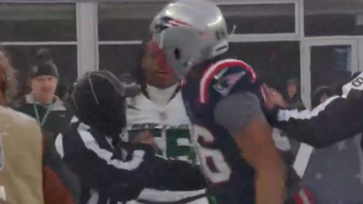 Patriots TE Ripped Jets Defender’s Helmet Off During Heated Moment on Sideline