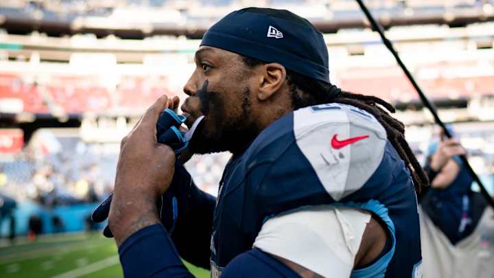 Derrick Henry Appeared to Say Goodbye to Titans Fans in Emotional Speech After Win Over Jaguars