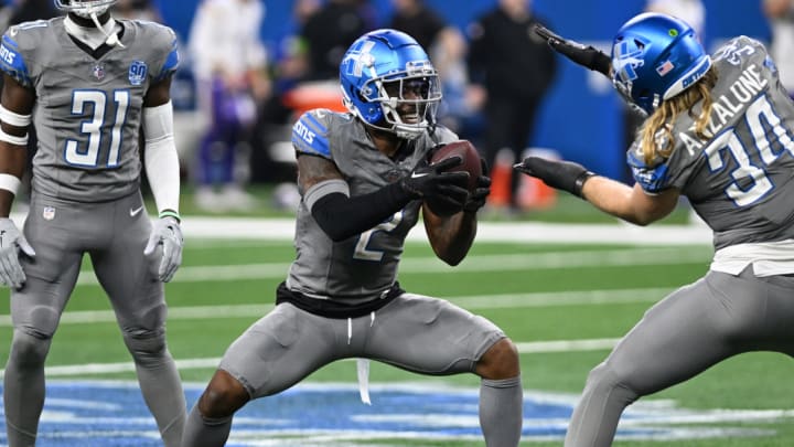 Pros and Cons of Lions Re-Signing Ceedy Duce