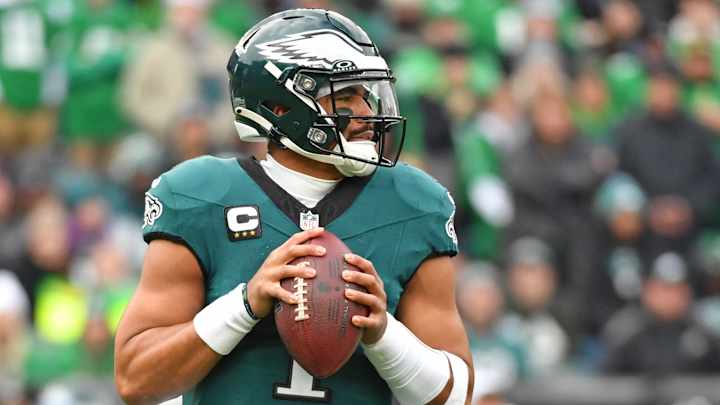 Injury Update on Eagles QB Jalen Hurts Leading Up To Buccaneers Wild Card Game