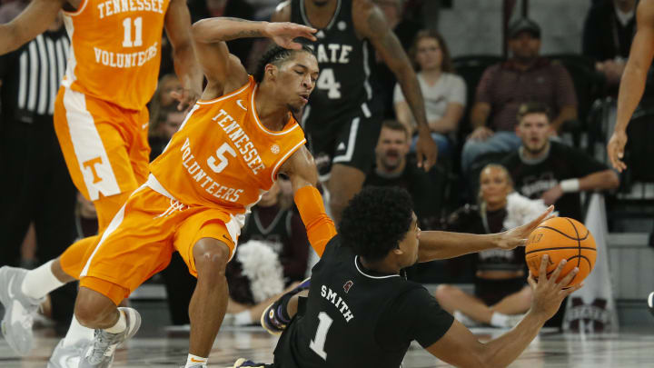 Chris Jans Previews 'Old School' Tennessee Basketball Team