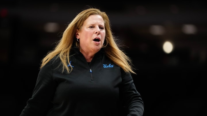 UCLA Women's Basketball: How Charisma Osborne, Cori Close Sparked 3rd Quarter Run Vs Huskies