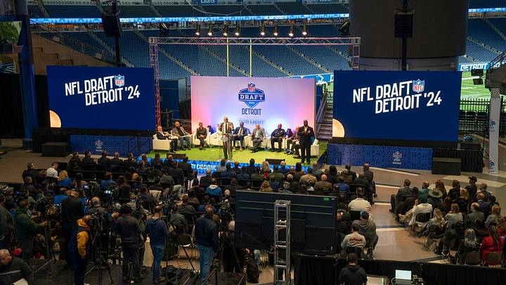 Raiders Set to Pick at No. 13 in 2024 NFL Draft Raiders Set to Pick at No. 13 in 2024 NFL Draft