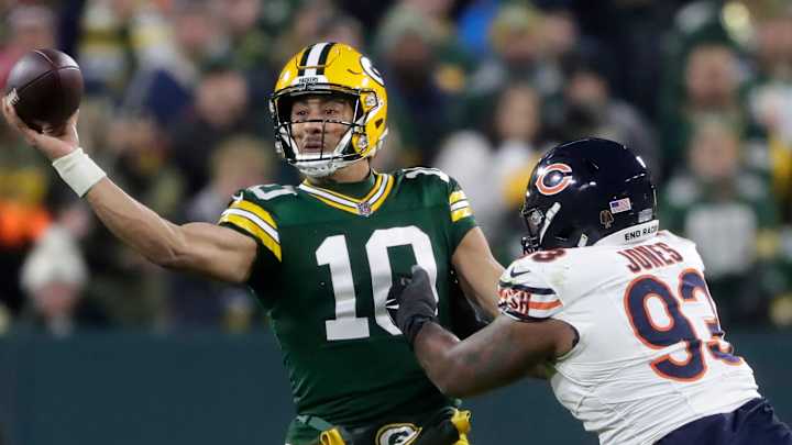 Packers-Cowboys Playoffs: Comparing Dak Prescott to Jordan Love