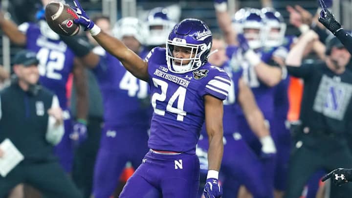 Notre Dame Lands Transfer Defensive Back Rod Heard II Notre Dame Lands Transfer Defensive Back Rod Heard II