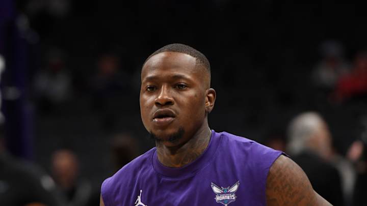 Hornets Aim For Season Sweep of Sacramento Hornets Aim For Season Sweep of Sacramento