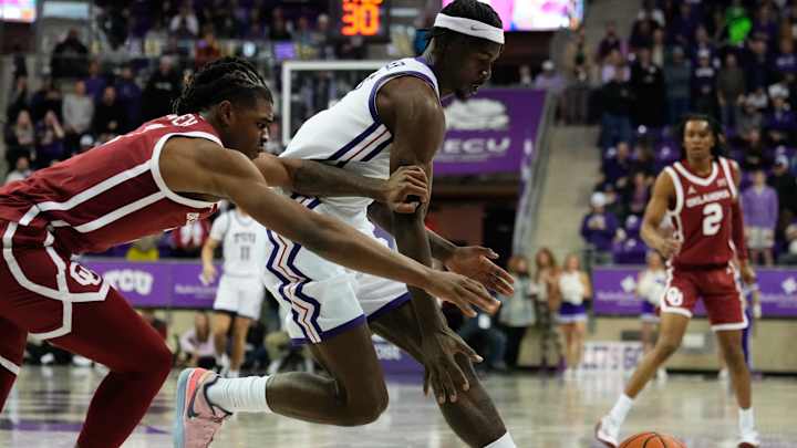 OU Basketball: No. 9 Oklahoma Falls to TCU in Messy Road Performance