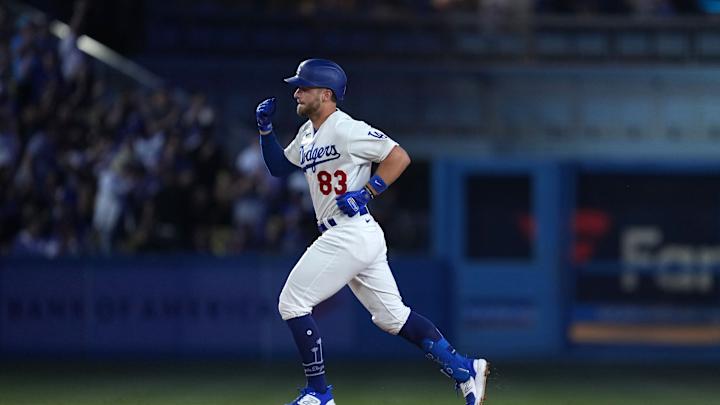Dodgers Make Massive Trade With Chicago Cubs, Clearing 40-Man Roster Spots: Reports