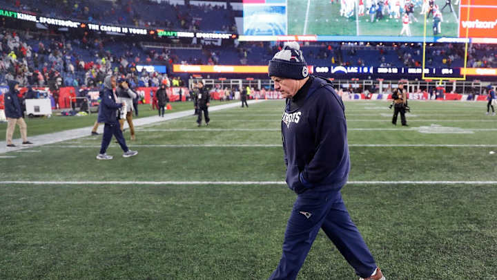 Loose Legacy: Belichick's Final Seasons With Patriots Whitewashed? Loose Legacy: Belichick's Final Seasons With Patriots Whitewashed?