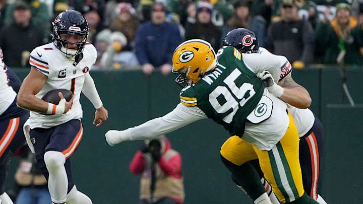 Long Bears Closer Provides Fitting Season's End