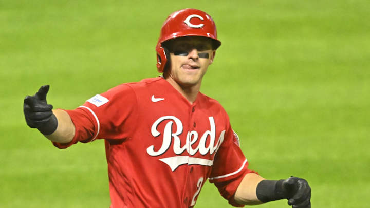 Cincinnati Reds Rally To Beat Arizona Diamondbacks 7-5