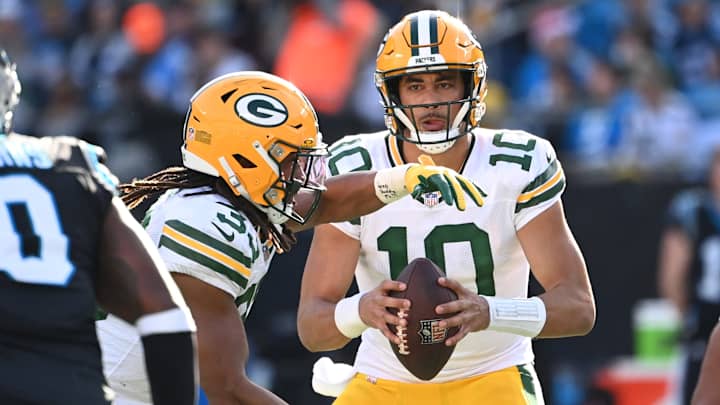 Jordan Love, Aaron Jones Give Packers Proven Formula to Beat Cowboys