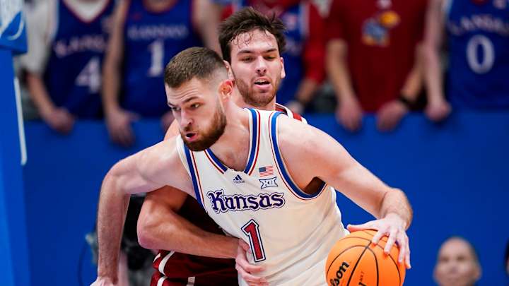 OU Basketball: No. 9 Oklahoma Unable to Snap the Streak in Final Trip to Kansas OU Basketball: No. 9 Oklahoma Unable to Snap the Streak in Final Trip to Kansas