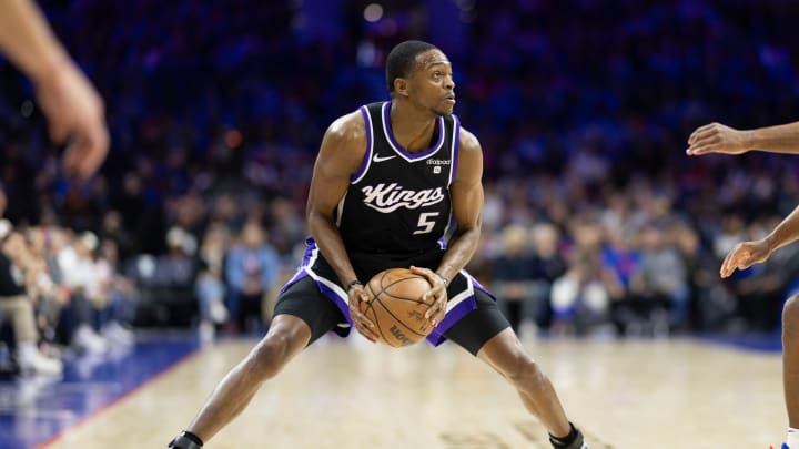 De’Aaron Fox Surpasses Kings Legend on All-Time Sacramento Scorers List De’Aaron Fox Surpasses Kings Legend on All-Time Sacramento Scorers List