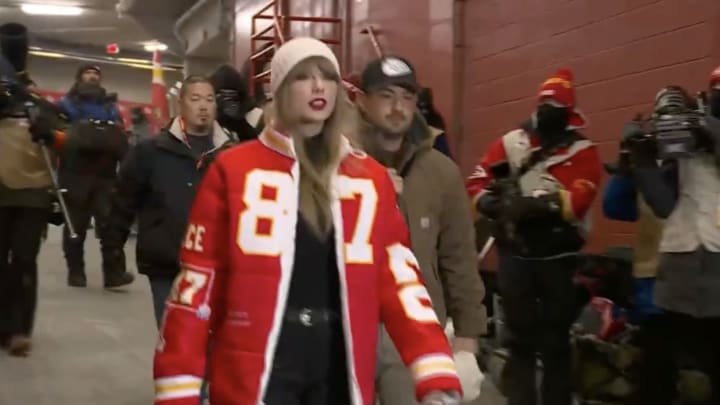 Super Bowl Security Made Strict Request to Media Upon Taylor Swift’s Arrival Super Bowl Security Made Strict Request to Media Upon Taylor Swift’s Arrival