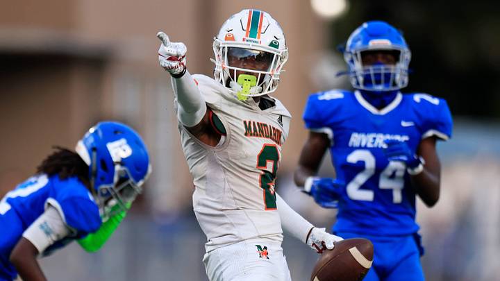 Prized Wide Receiver Prospect Decommits from Alabama