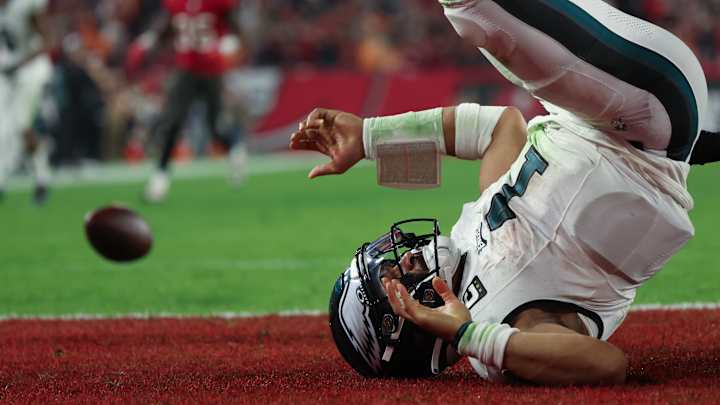 Eagles vs. Buccaneers Takeaways: 'Just Embarrassing!'