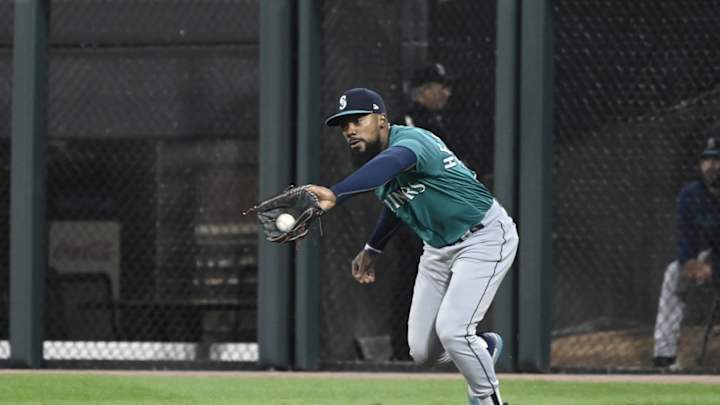 Dodgers GM Reveals How L.A. Will Utilize Teoscar Hernandez Dodgers GM Reveals How L.A. Will Utilize Teoscar Hernandez