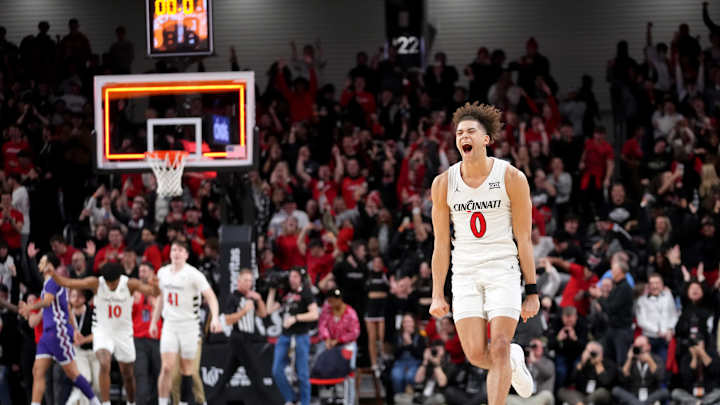 Bearcats Continue Record Performance in Ranked Overtime Games Following 81-77 Win Over TCU