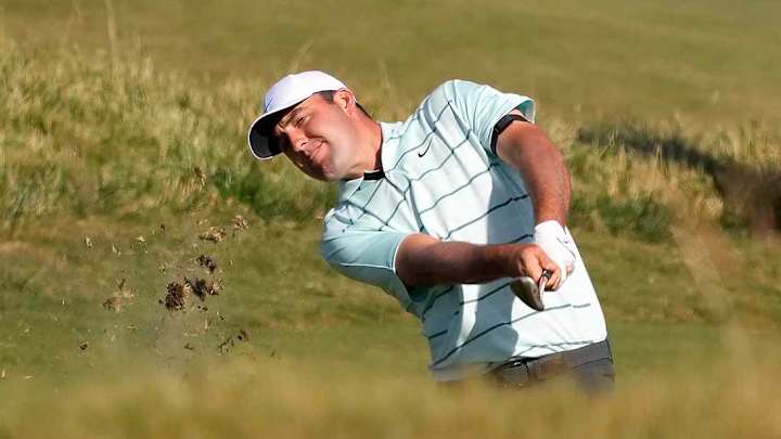 After Two Equipment Changes and an Improbable Eagle, Scottie Scheffler is In Contention Again