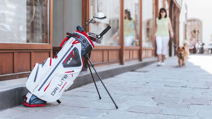 Big Max banks on new light, dry golf bags