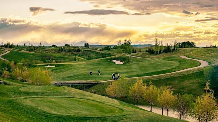 Lefty delivers a 'can't miss' play in Mickelson National Lefty delivers a 'can't miss' play in Mickelson National