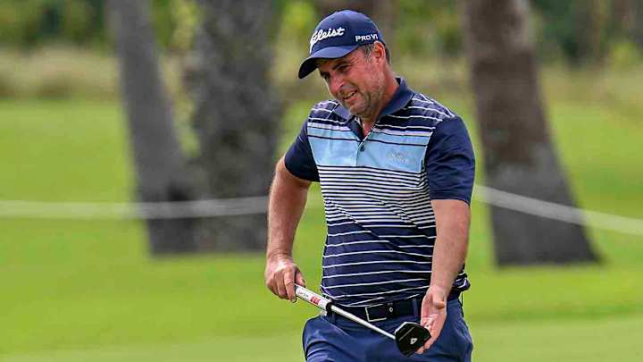 Richard Bland, 49, Is Among Trio of Early Leaders at LIV Golf Bangkok
