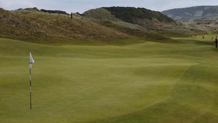 It's showtime for Portrush's Dunluce Links It's showtime for Portrush's Dunluce Links
