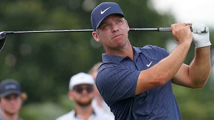 Two Veterans Share Lead After Round 1 at LIV Opener in Mexico