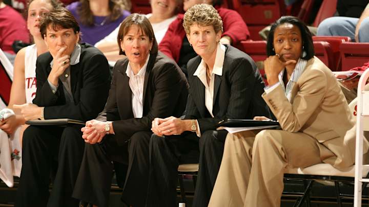 Charmin Smith Salutes Mentor Tara VanDerveer As She Approaches History