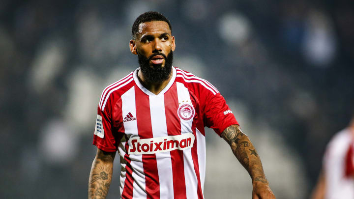 Yann M'Vila reportedly set to sign for Sunderland play-off rivals