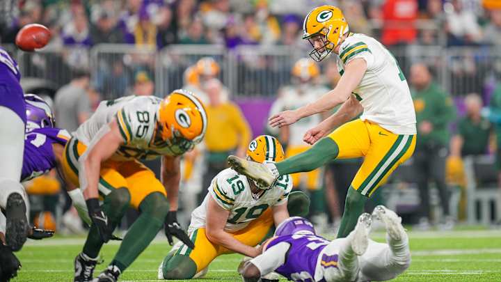 Packers Seeking Veteran to Challenge Kicker Anders Carlson