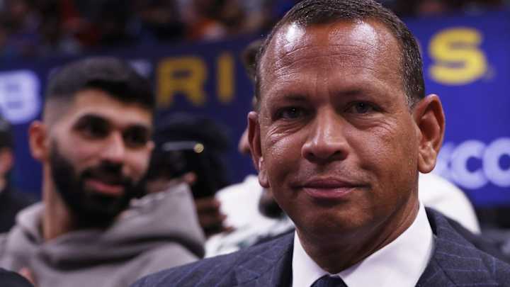 Report: Sensing rare opportunity, Wolves could be 'aggressive' at trade deadline