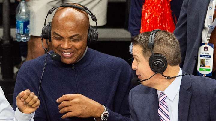 Charles Barkley Roasts TNT for Airing Lowly Bulls-Raptors Matchup Right Before Tip-Off Charles Barkley Roasts TNT for Airing Lowly Bulls-Raptors Matchup Right Before Tip-Off